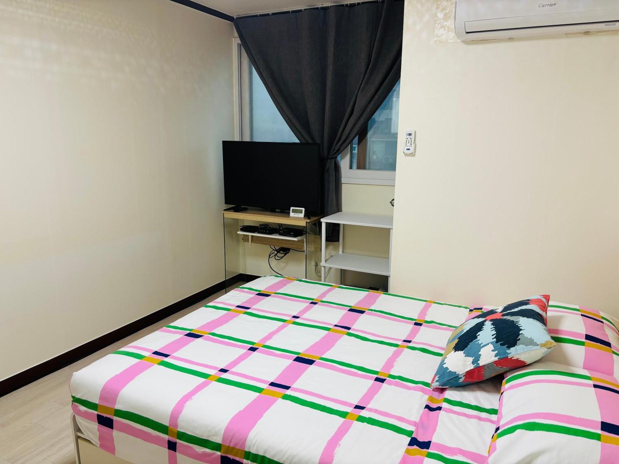 Travel Apartment Seoul Room photo